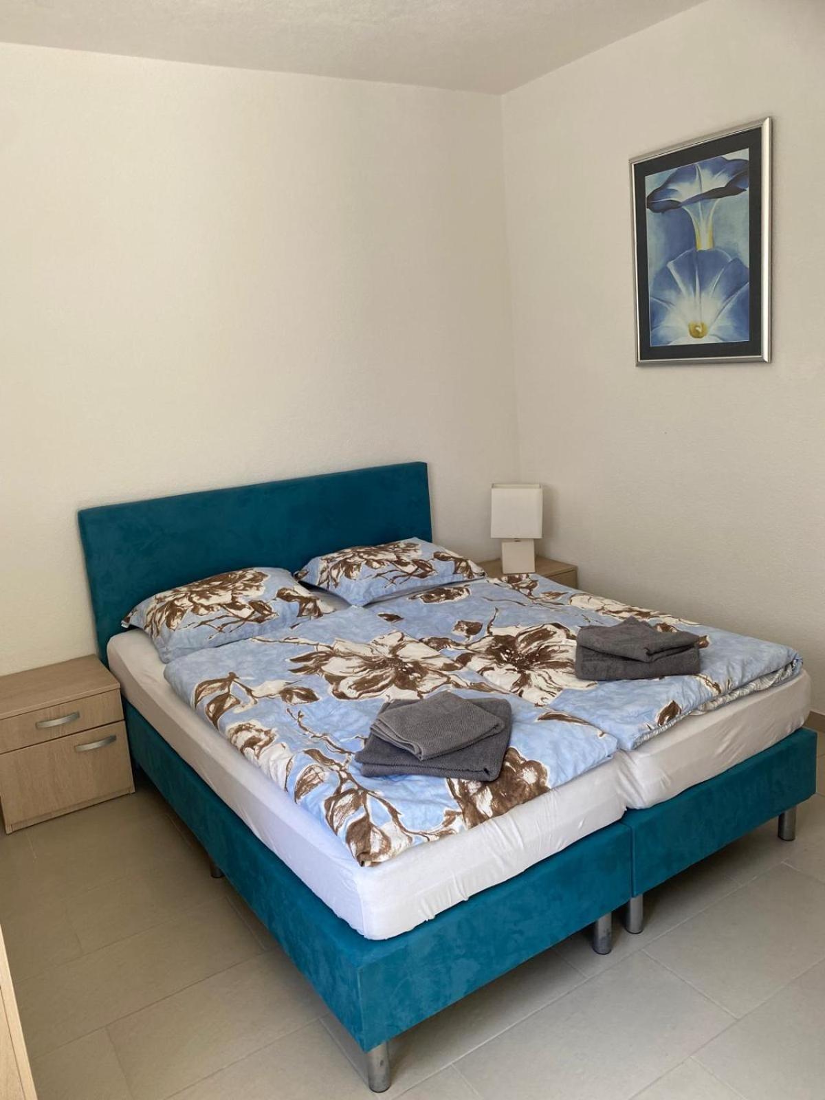 Villa Pina Tisno Apartment Zonsa 2 Pers Kültér fotó